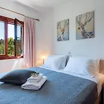 Adonis Villa