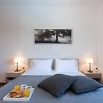 Adonis Villa