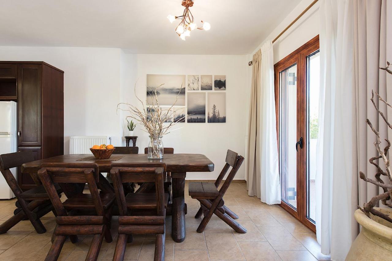 Villa Adonis